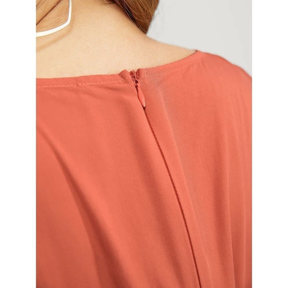 2/$25 Size 14 - 16 • 1x BloomChicCoral Pocket Button Belted Knotted Front Romper - Picture 6 of 8